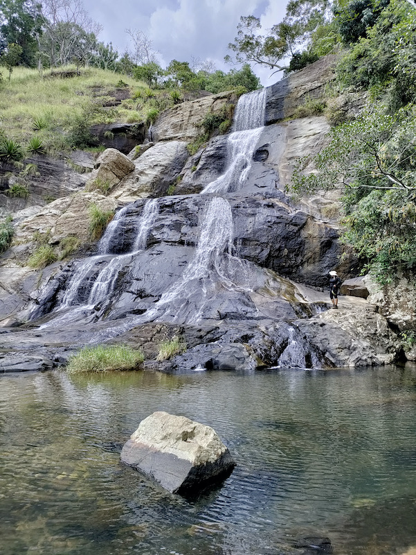 Diyaluma Falls Upper Pool